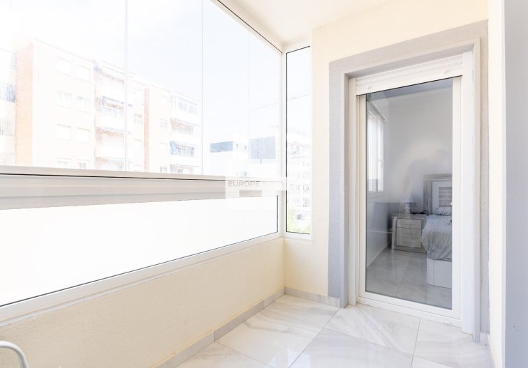Herverkoop - town house - Torrevieja - Punta Prima