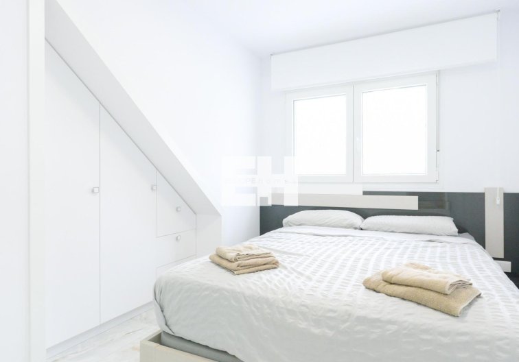 Herverkoop - town house - Torrevieja - Punta Prima