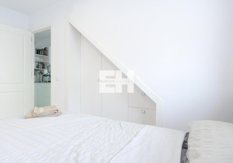 Herverkoop - town house - Torrevieja - Punta Prima