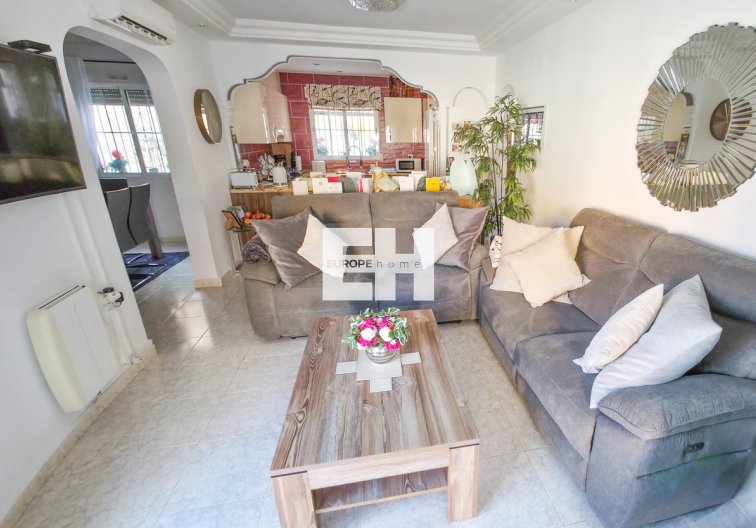 Wiederverkauf - villa - Villamartin - Costa Blanca