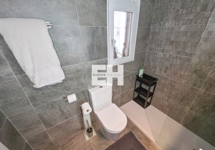 Wiederverkauf - villa - Villamartin - Costa Blanca