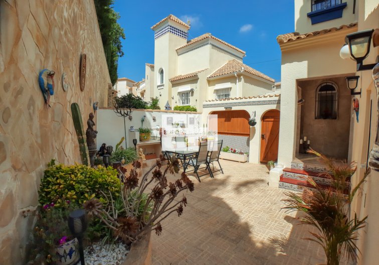 Wiederverkauf - villa - Villamartin - Costa Blanca