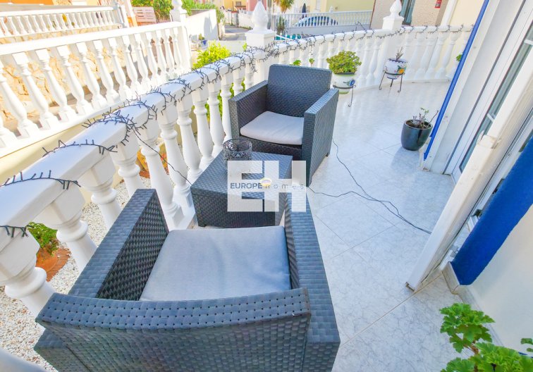 Wiederverkauf - villa - Villamartin - Costa Blanca