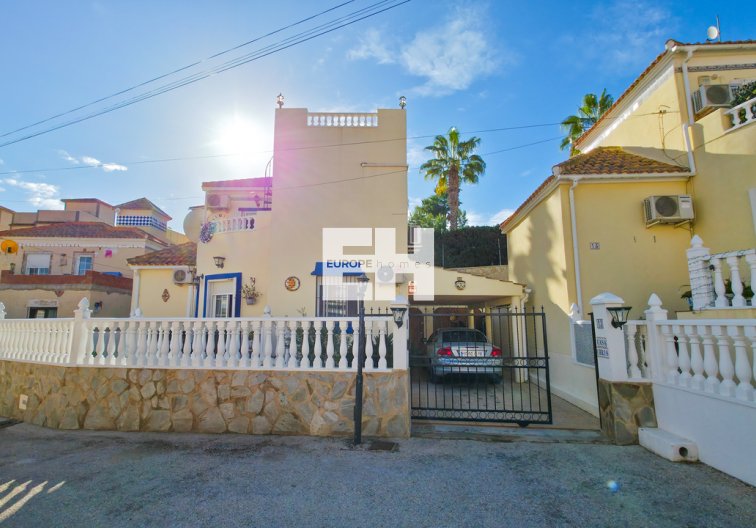 Wiederverkauf - villa - Villamartin - Costa Blanca