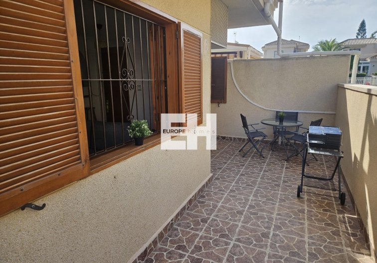 Segunda mano - Apartamento  - Orihuela Costa - La Zenia