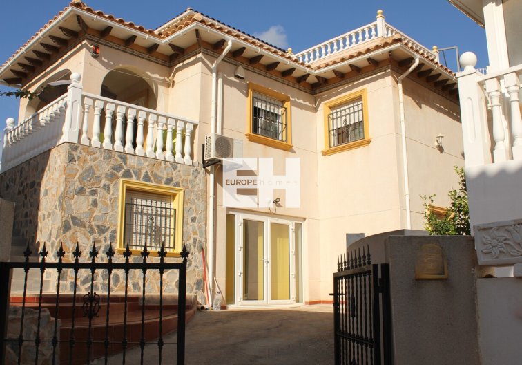 Wiederverkauf - villa - La Zenia - Costa Blanca