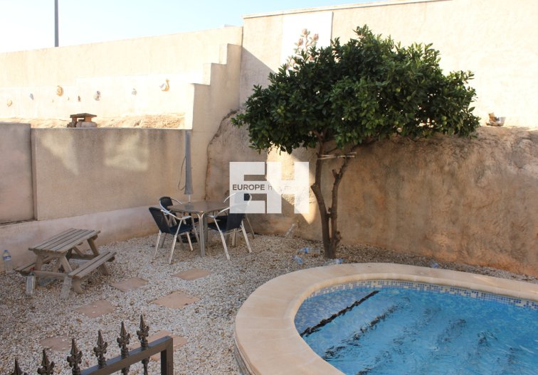 Wiederverkauf - villa - La Zenia - Costa Blanca