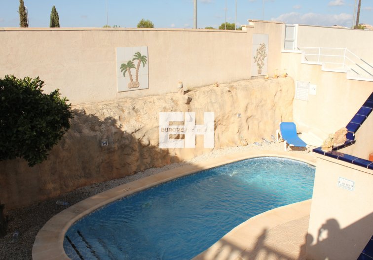 Wiederverkauf - villa - La Zenia - Costa Blanca