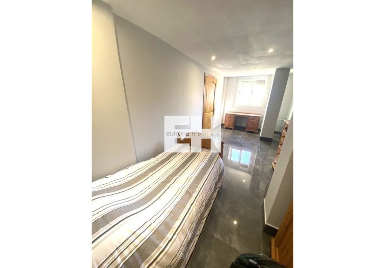 Wiederverkauf - villa - La Zenia - Costa Blanca