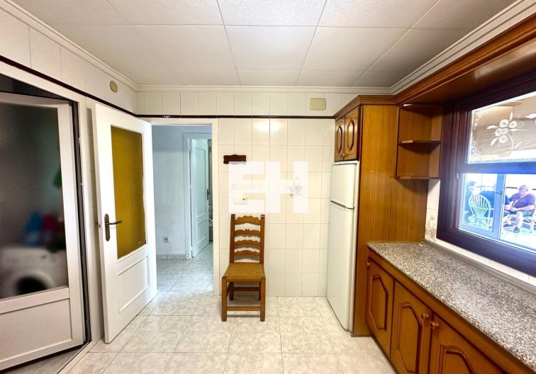 Segunda mano - Apartamento  - Torrevieja - Centro