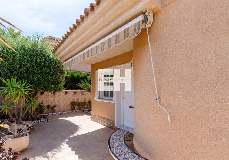 Revente - villa - Torrevieja - Los Balcones - Los Altos Del Edén