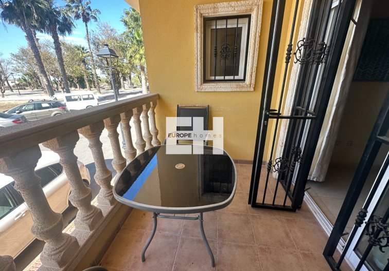 Segunda mano - Apartamento  - Jacarilla - Inland