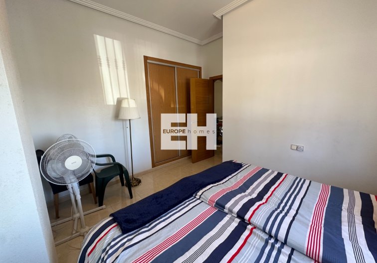 Segunda mano - Apartamento  - Jacarilla - Inland