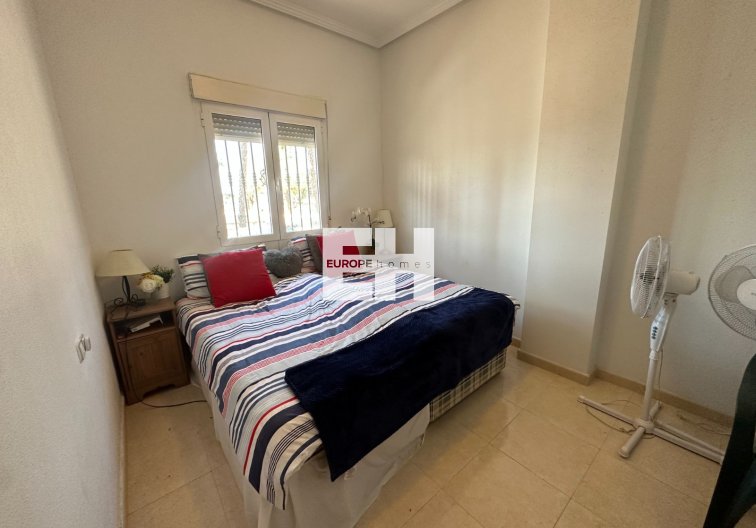 Segunda mano - Apartamento  - Jacarilla - Inland