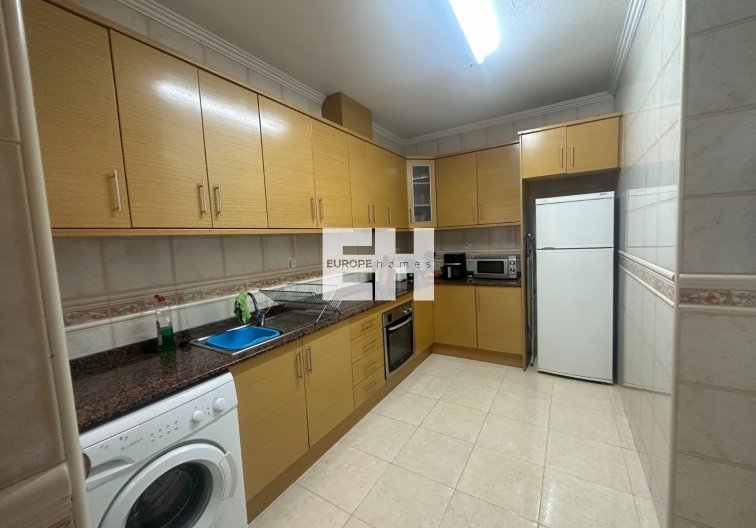 Segunda mano - Apartamento  - Jacarilla - Inland