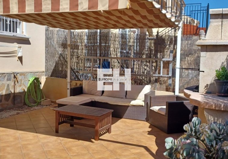 Resale - town house - Orihuela Costa - La Chismosa