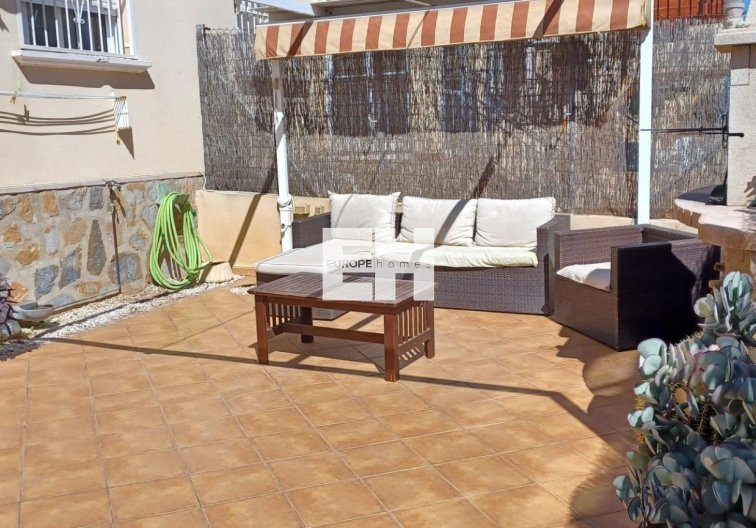 Resale - town house - Orihuela Costa - La Chismosa