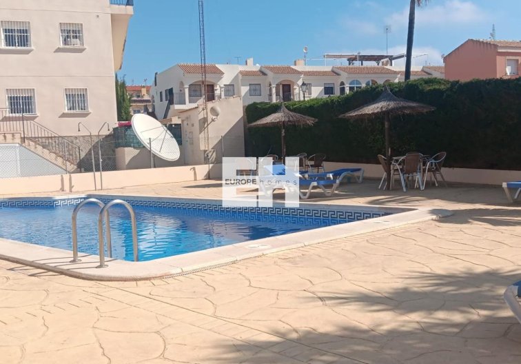 Resale - town house - Orihuela Costa - La Chismosa
