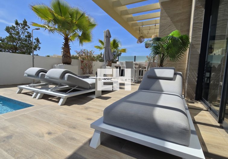 Wiederverkauf - villa - Los Montesinos - Costa Blanca