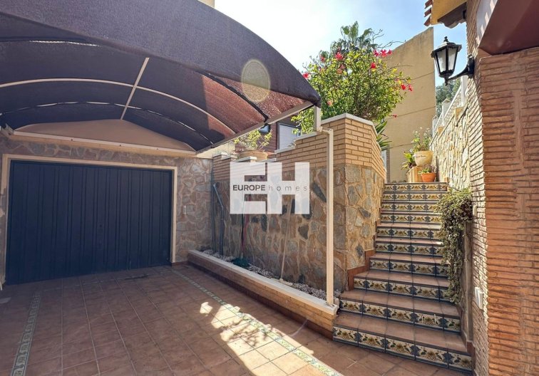 Resale - villa - Torrevieja - Los Balcones - Los Altos Del Edén
