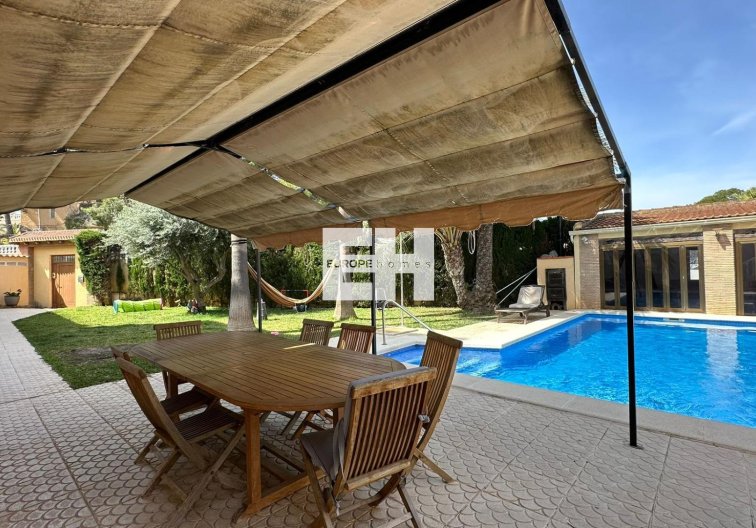 Resale - villa - Torrevieja - Los Balcones - Los Altos Del Edén