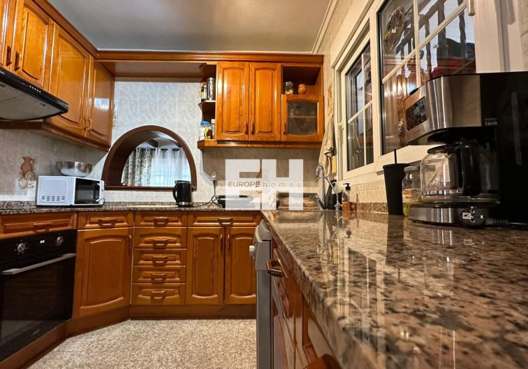Resale - villa - Torrevieja - Los Balcones - Los Altos Del Edén