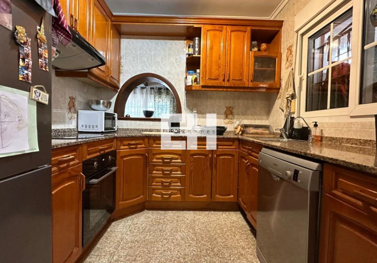 Resale - villa - Torrevieja - Los Balcones - Los Altos Del Edén
