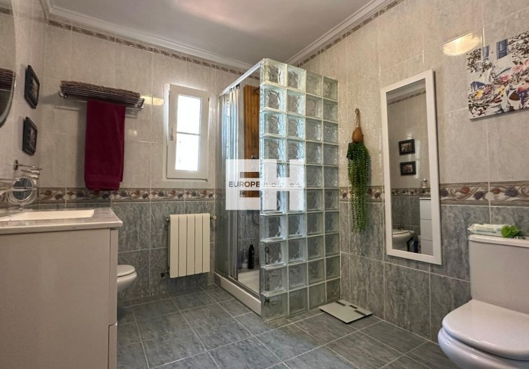 Resale - villa - Torrevieja - Los Balcones - Los Altos Del Edén