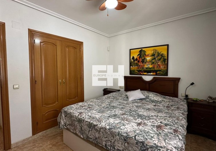 Resale - villa - Torrevieja - Los Balcones - Los Altos Del Edén