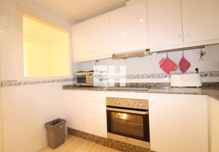 Wiederverkauf - Wohnung - Torrevieja - Centro
