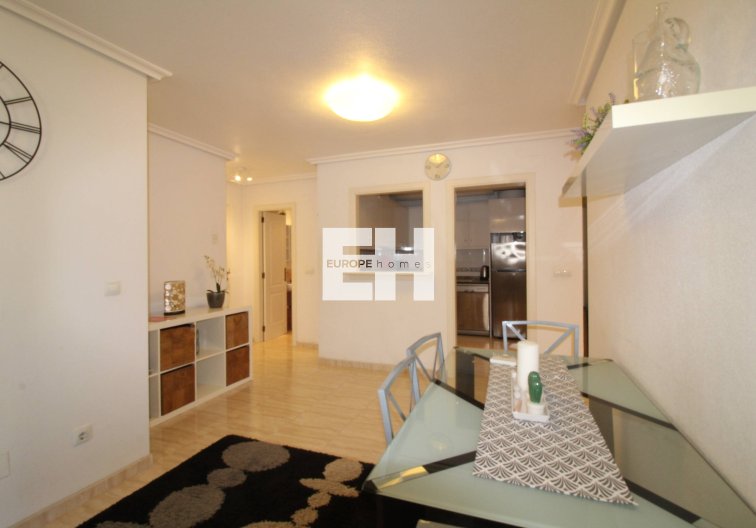 Wiederverkauf - Wohnung - Torrevieja - Centro