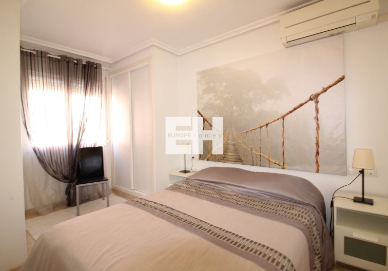 Wiederverkauf - Wohnung - Torrevieja - Centro