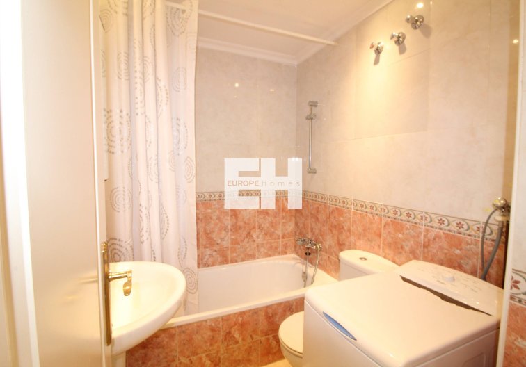 Wiederverkauf - Wohnung - Torrevieja - Centro