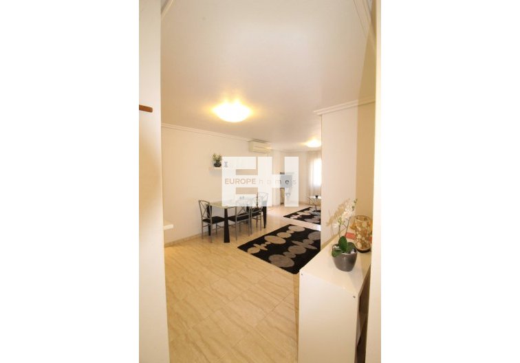 Wiederverkauf - Wohnung - Torrevieja - Centro