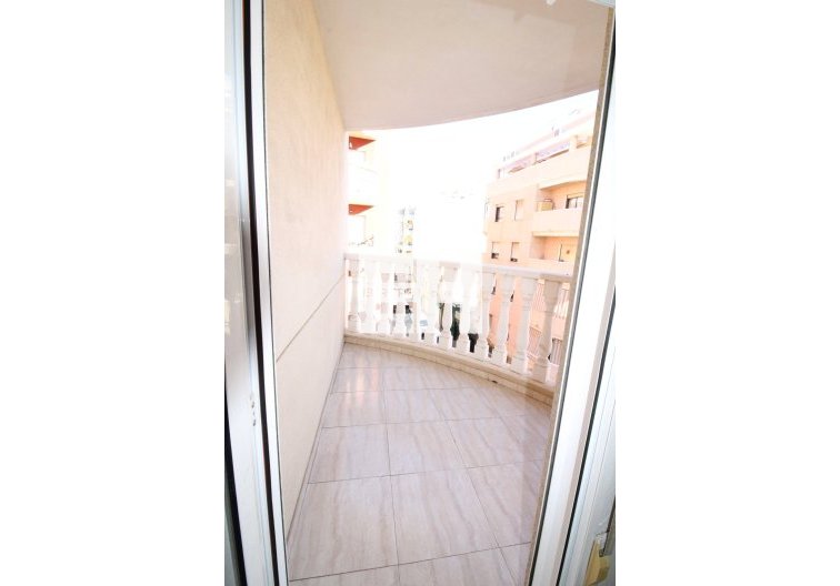 Wiederverkauf - Wohnung - Torrevieja - Centro