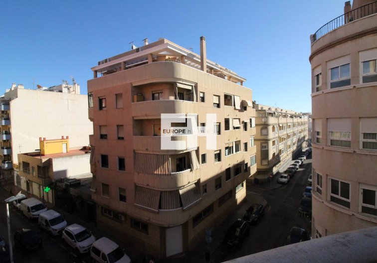 Wiederverkauf - Wohnung - Torrevieja - Centro
