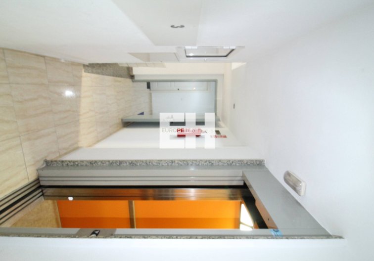 Wiederverkauf - Wohnung - Torrevieja - Centro