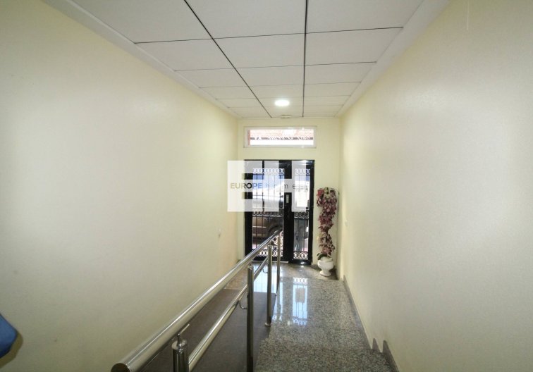 Wiederverkauf - Wohnung - Torrevieja - Centro