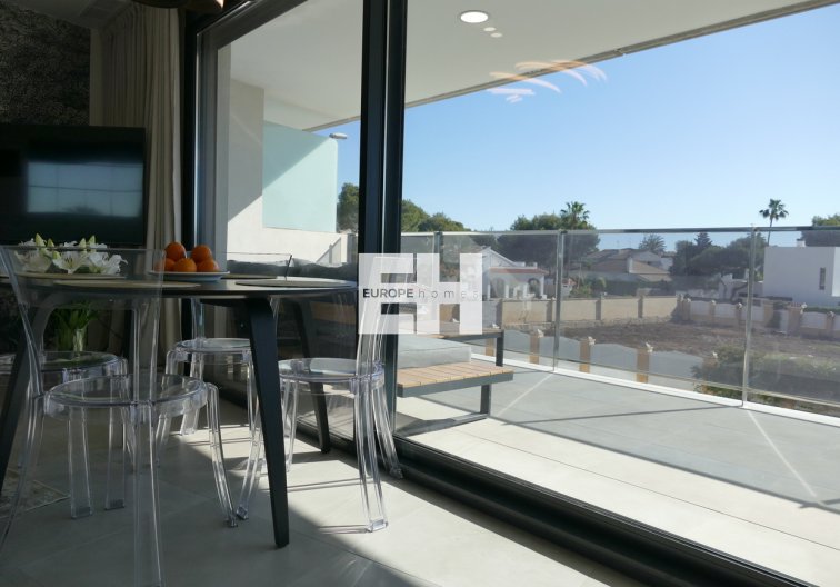 Segunda mano - Apartamento  - Dehesa de Campoamor - Costa Blanca