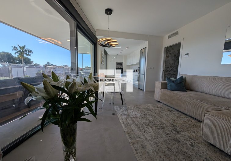 Segunda mano - Apartamento  - Dehesa de Campoamor - Costa Blanca