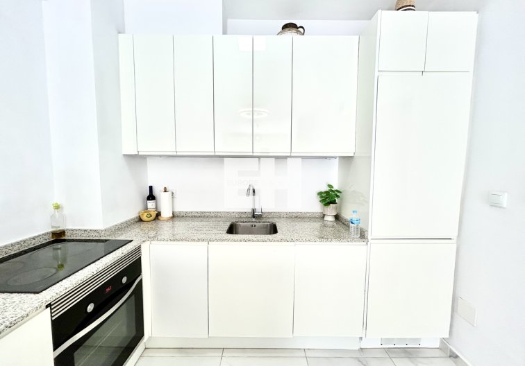 Resale - Apartment - La Zenia - Costa Blanca