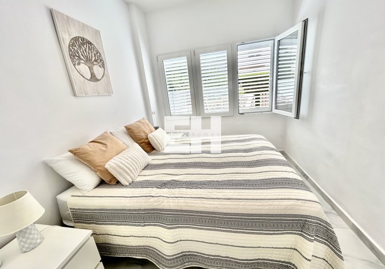 Resale - Apartment - La Zenia - Costa Blanca