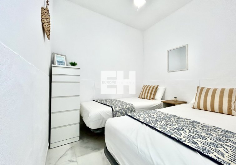 Resale - Apartment - La Zenia - Costa Blanca