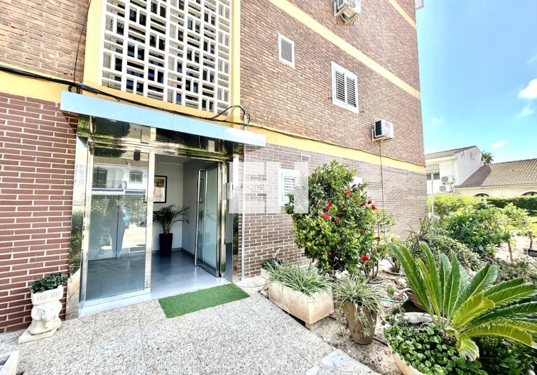 Resale - Apartment - La Zenia - Costa Blanca