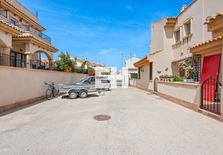 Resale - town house - San Miguel de Salinas - Inland