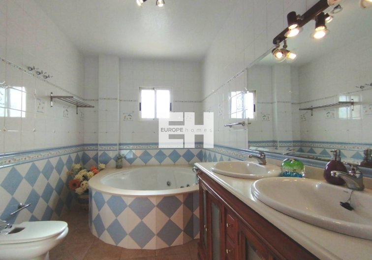 Wiederverkauf - villa - Torrevieja - La Siesta - El Salado - Torreta