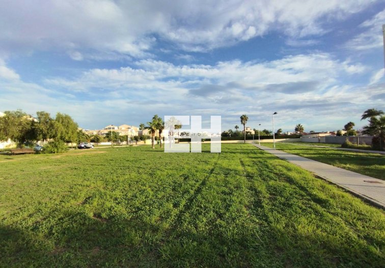 Wiederverkauf - villa - Torrevieja - La Siesta - El Salado - Torreta