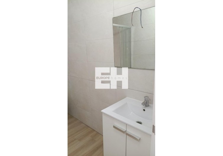 Wiederverkauf - Wohnung - Torrevieja - Centro