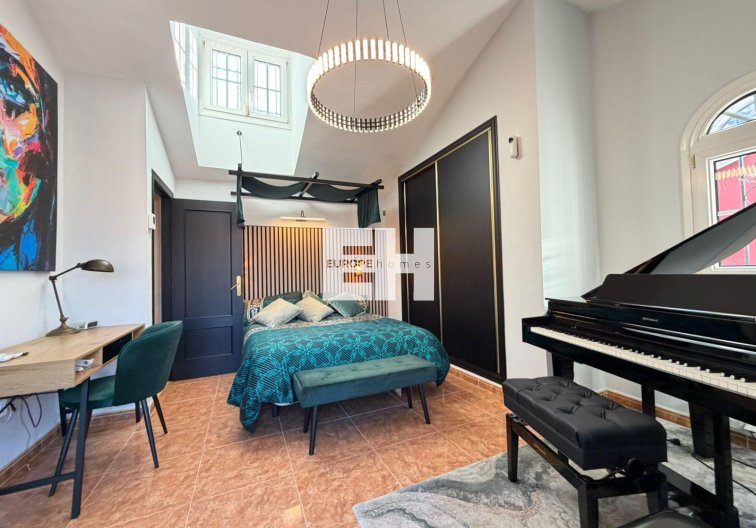 Herverkoop - Semi Detached - Orihuela Costa - Villamartín