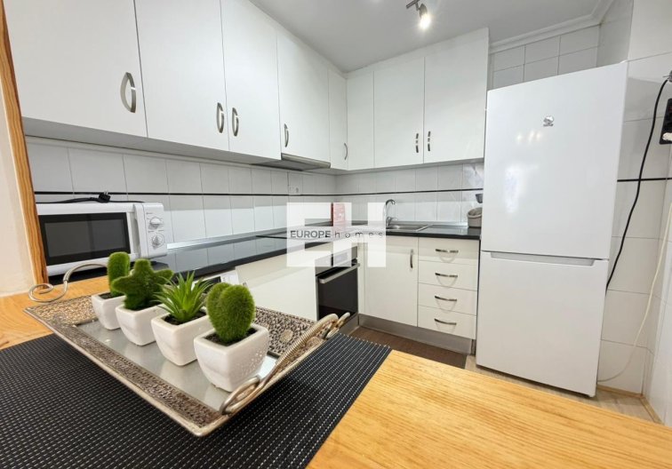Resale - Apartment - Torrevieja - Playa del Cura